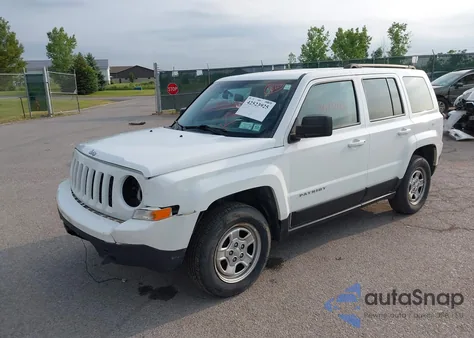 2015 Jeep Patriot Sport z USA, uszkodzony, nr VIN 1C4NJRBB0FD279697
